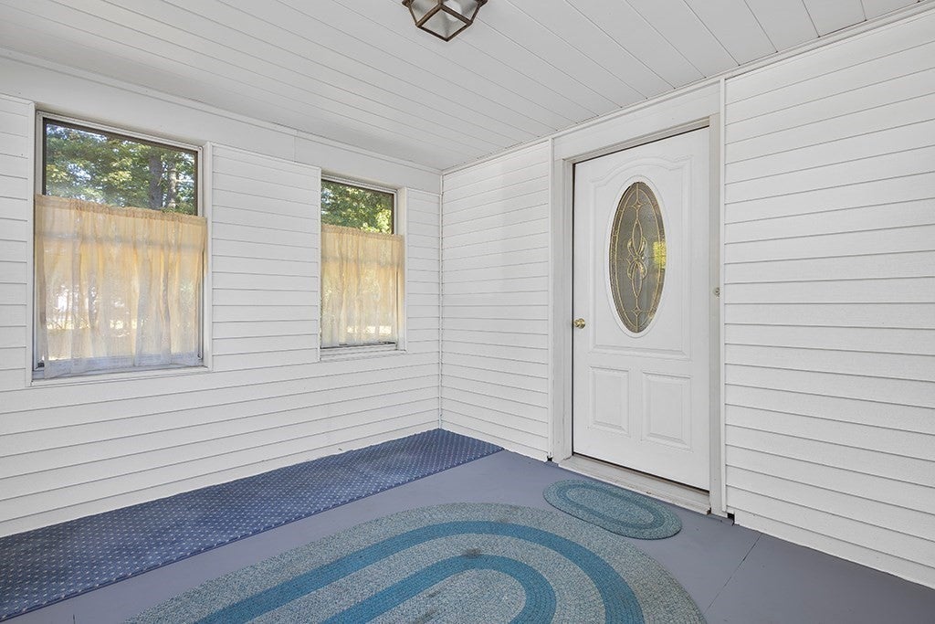 664 East Street, Wrentham, MA Photo #32