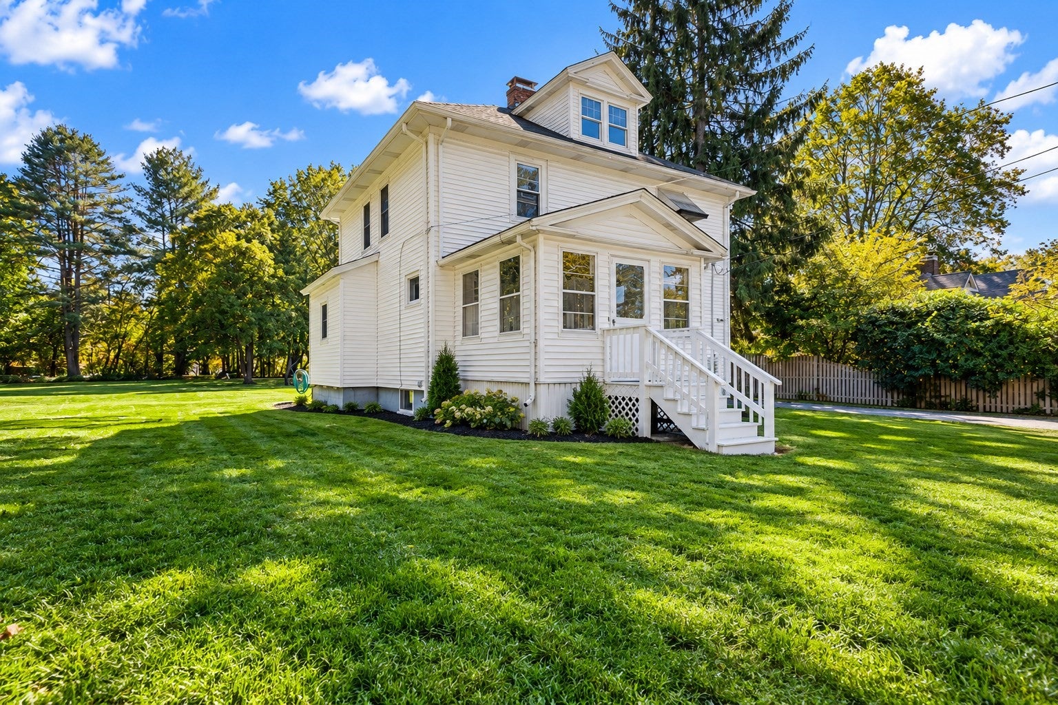 664 East Street, Wrentham, MA Photo #1