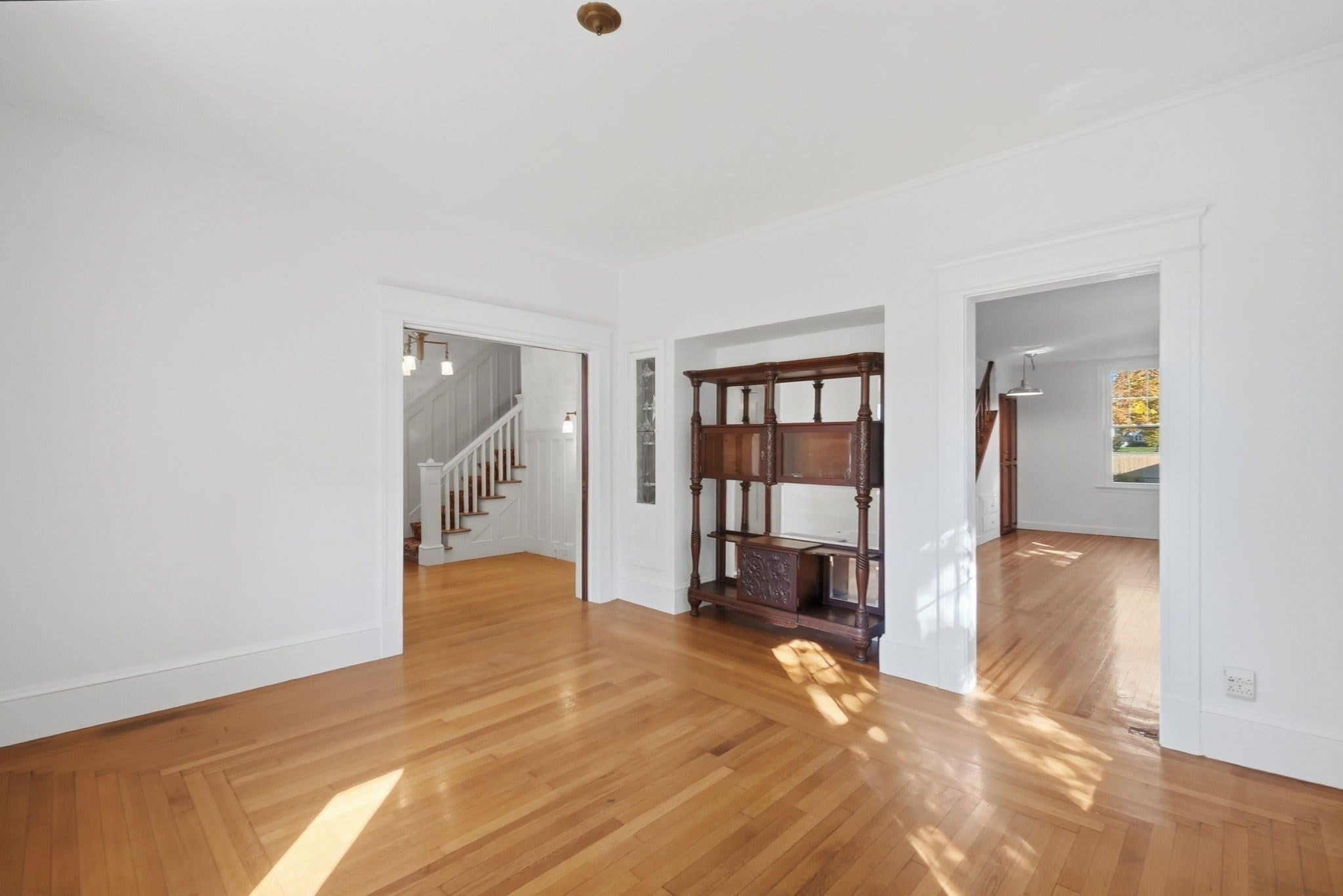 1435 Longmeadow St, Longmeadow, MA Photo #9