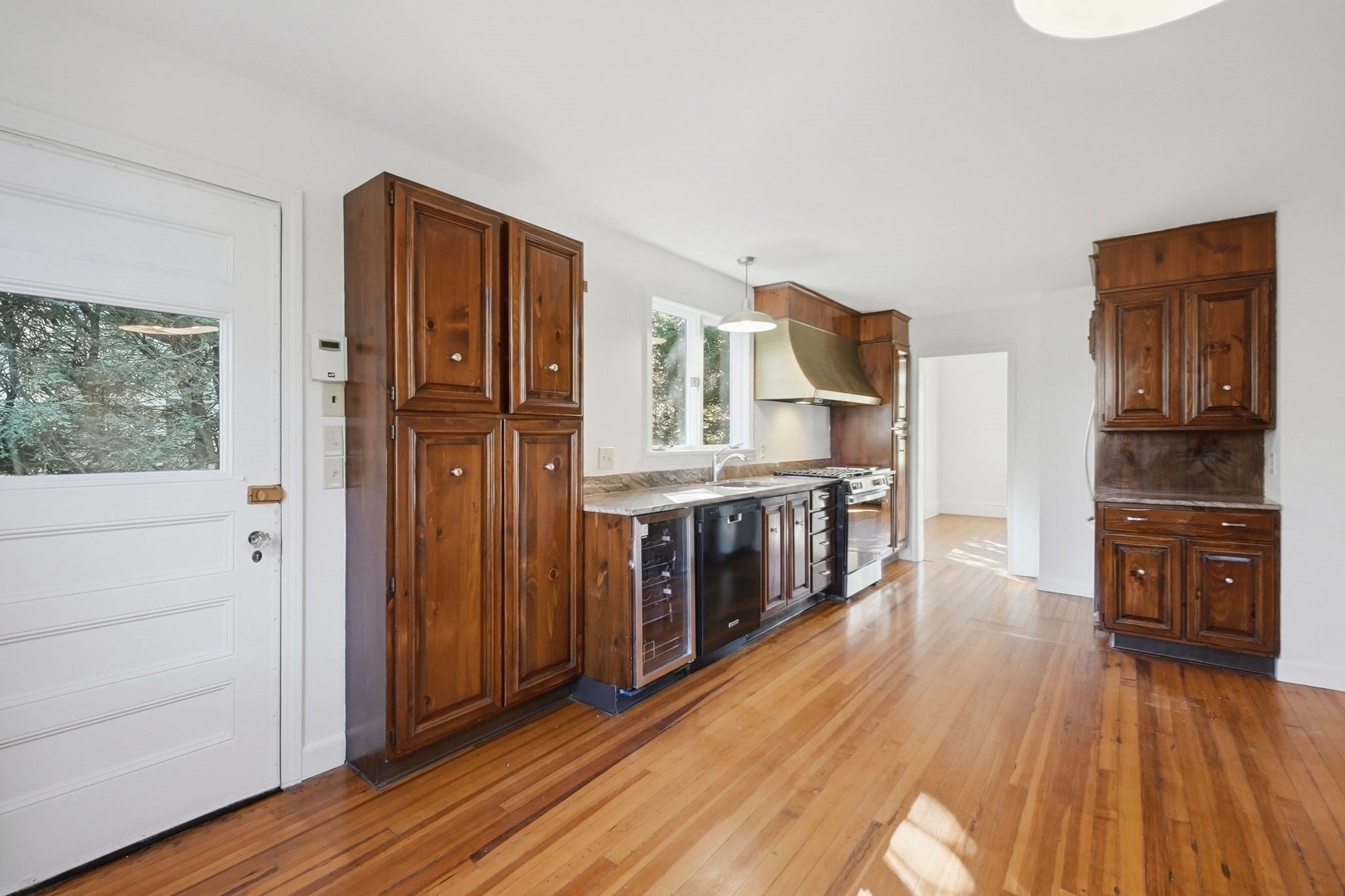 1435 Longmeadow St, Longmeadow, MA Photo #14
