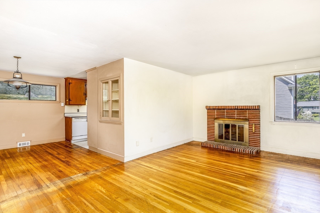 98 Evans Road