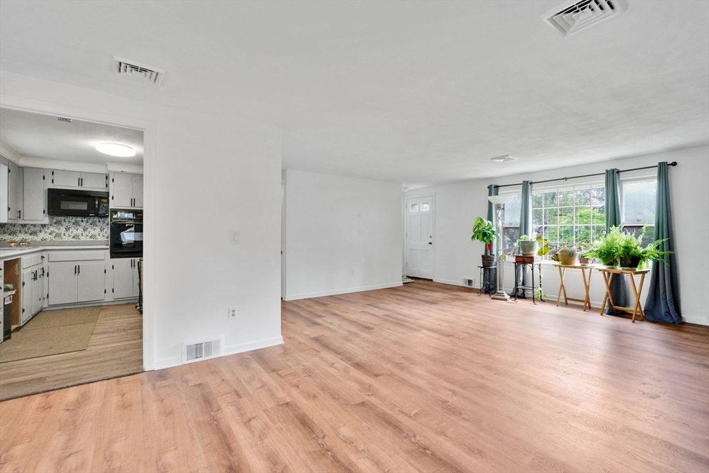 36 Braintree Rd
