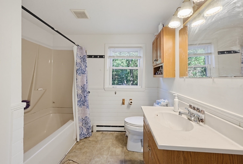26 Water St, Freetown, MA Photo #32