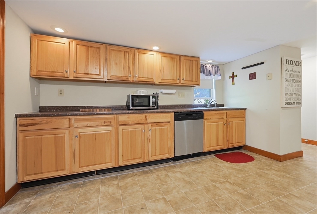 26 Water St, Freetown, MA Photo #21