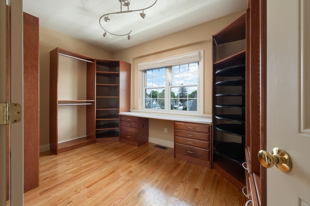 597 Main St #B6, Stoneham, MA, 597 Main St #B6, Stoneham, MA Photo #17