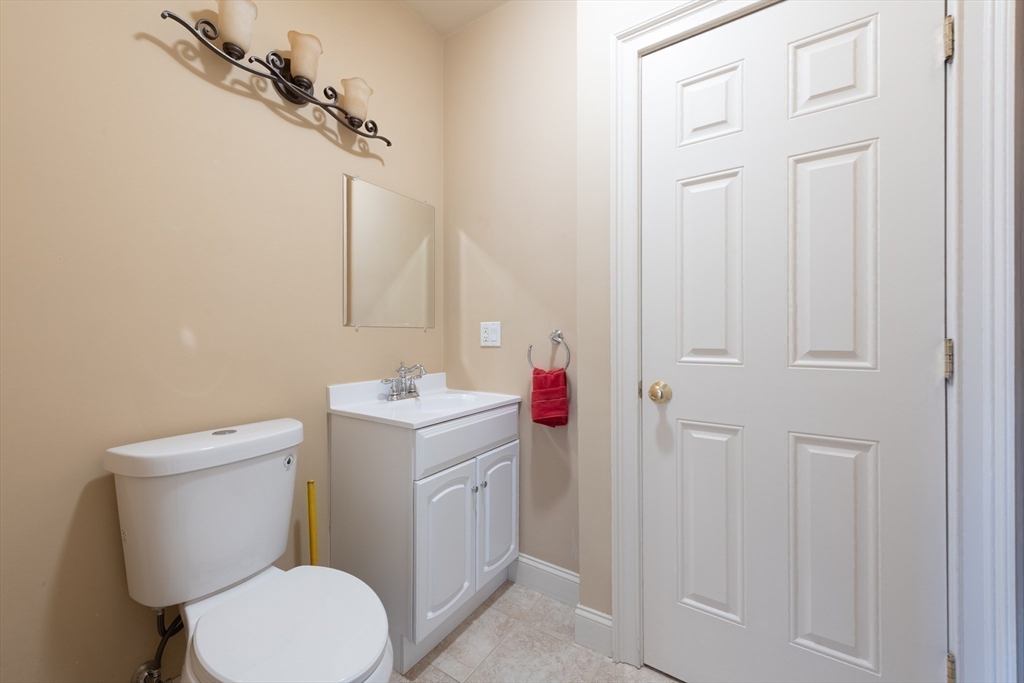 597 Main St #B6, Stoneham, MA, 597 Main St #B6, Stoneham, MA Photo #19