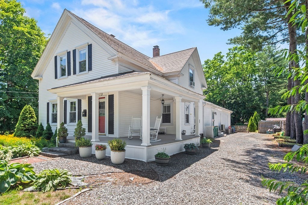 107 Dean St