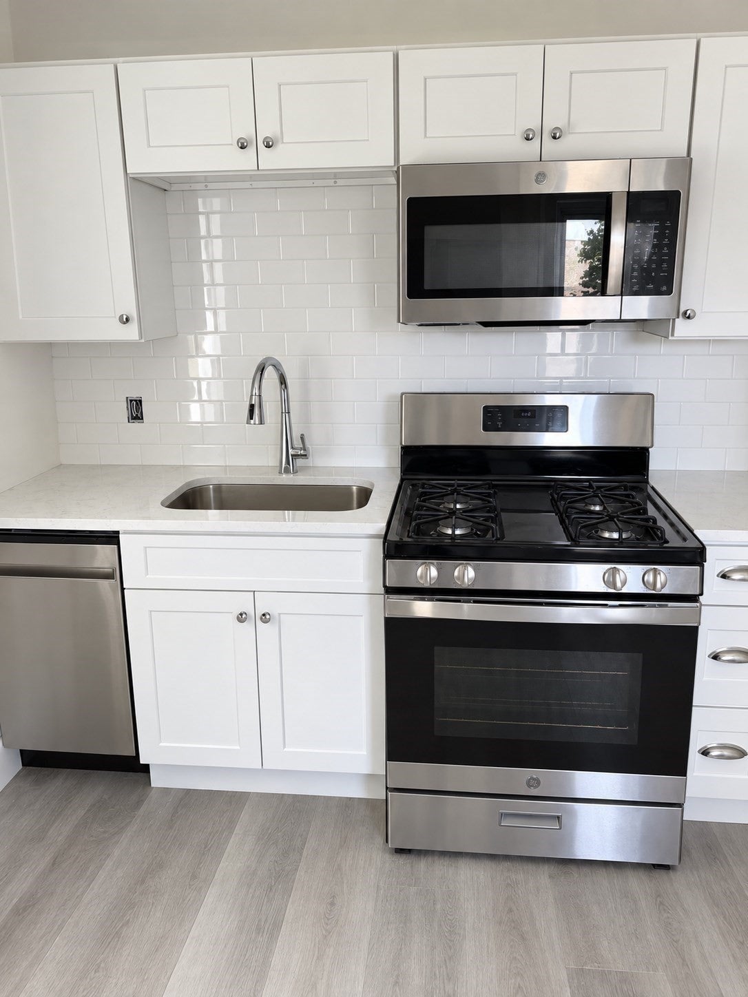 22 Goldsmith Street #2, Littleton, MA, 22 Goldsmith Street #2, Littleton, MA Photo #2