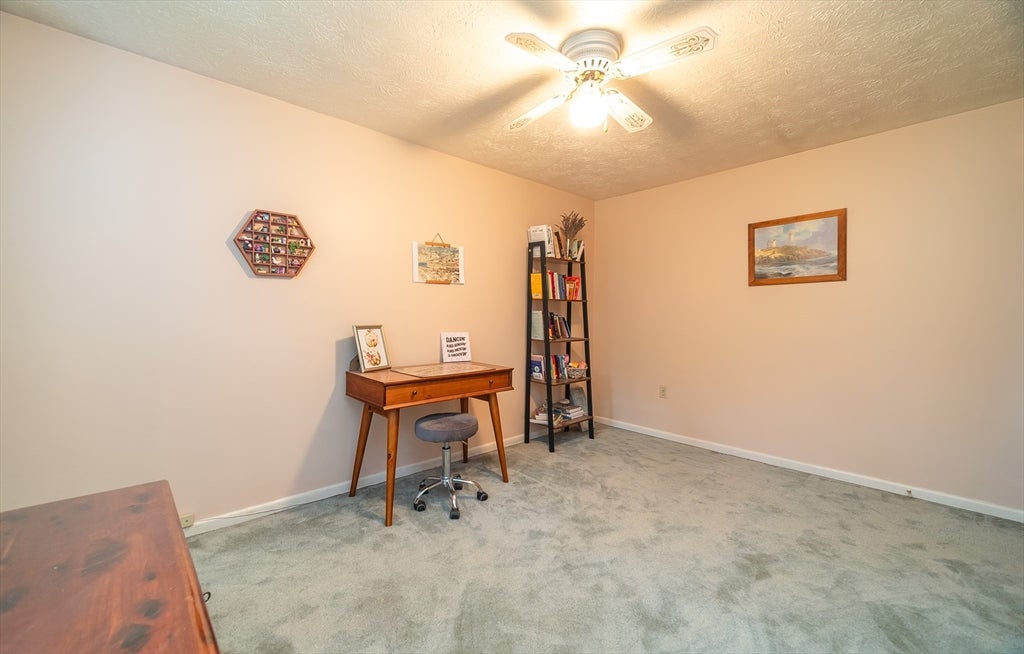 8 Keegan LN #E, Greenfield, MA, 8 Keegan LN #E, Greenfield, MA Photo #17