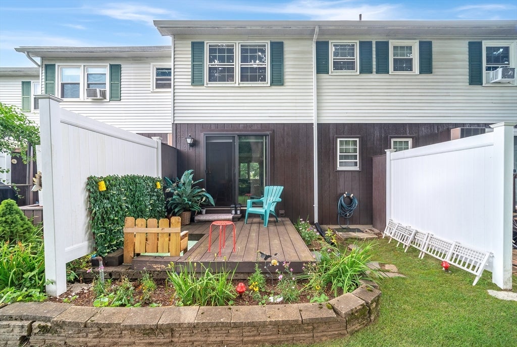 8 Keegan LN #E, Greenfield, MA, 8 Keegan LN #E, Greenfield, MA Photo #22
