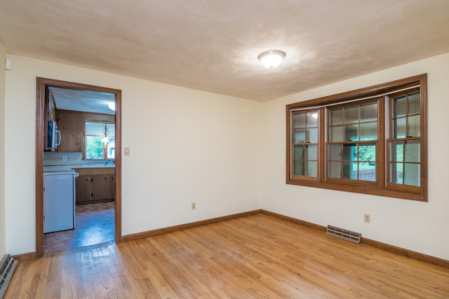 78 Melwood Ave, East Longmeadow, MA, 78 Melwood Ave, East Longmeadow, MA Photo #4