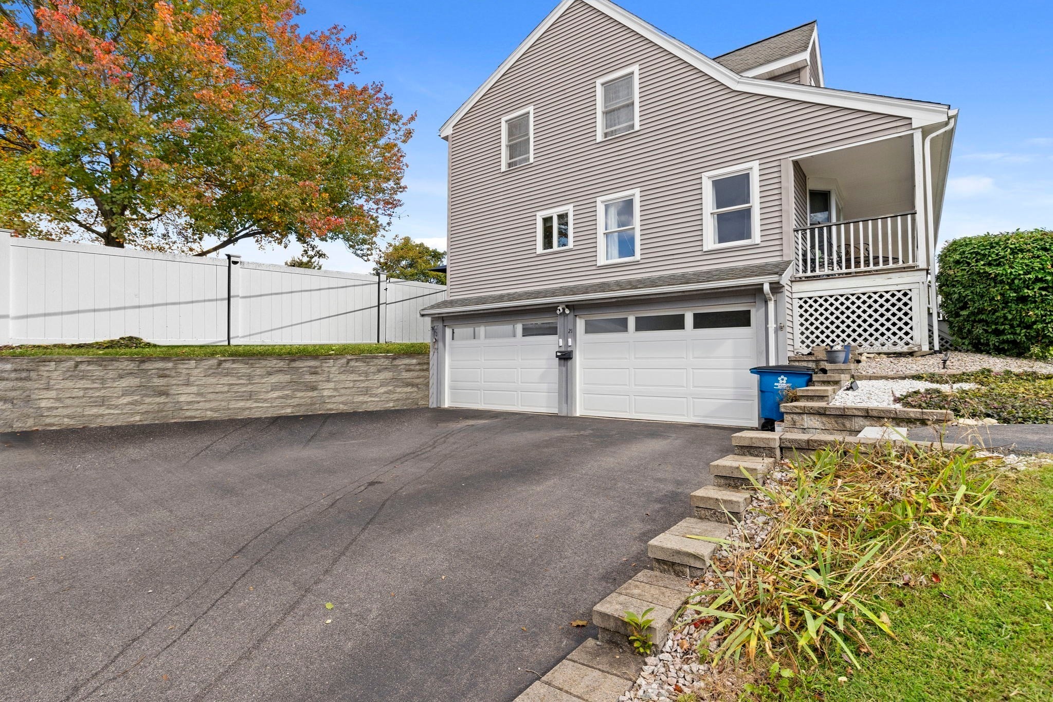 21 Milton St, Blackstone, MA Photo #4