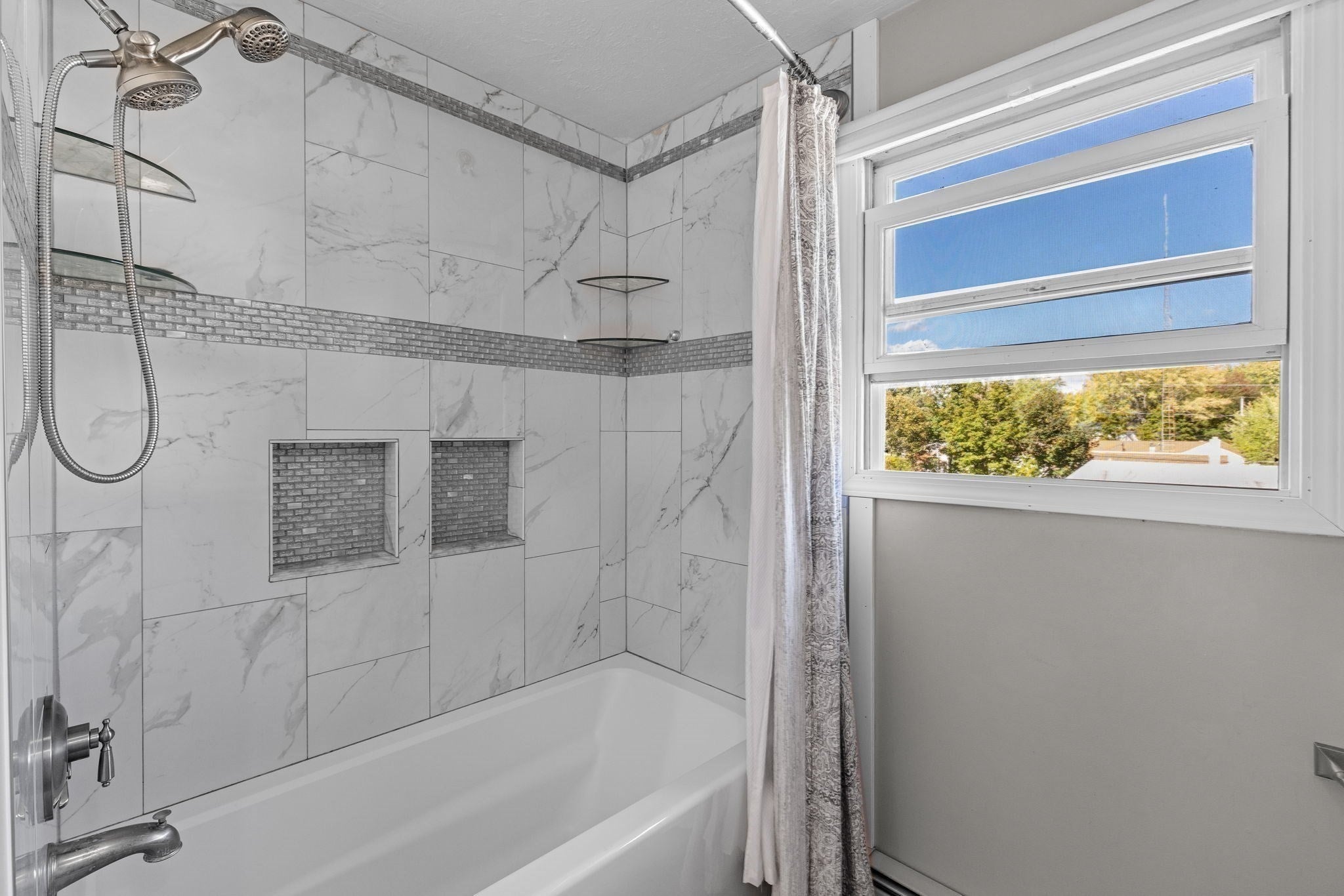 21 Milton St, Blackstone, MA Photo #28