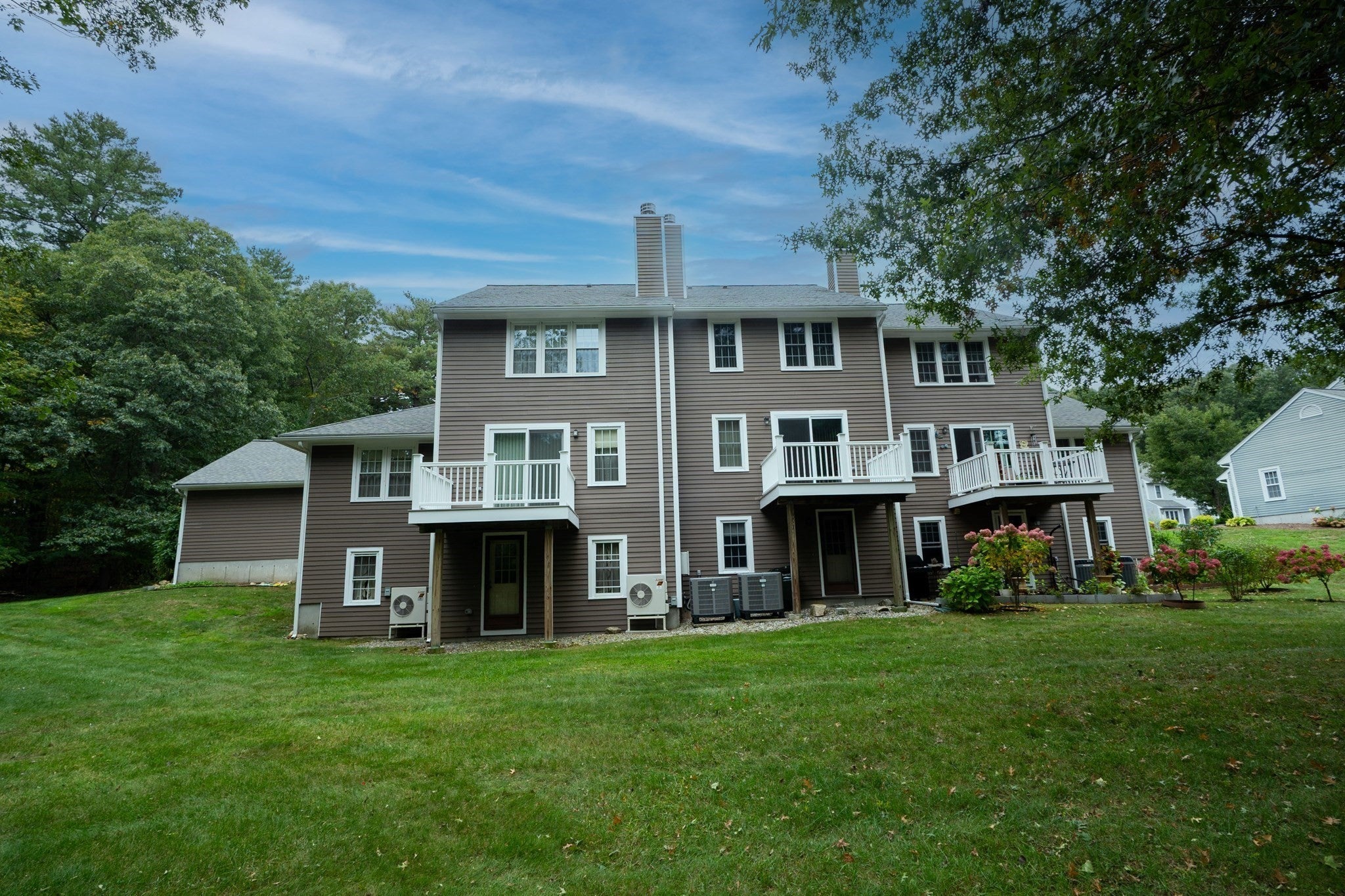 78 Laurelwood Dr 78