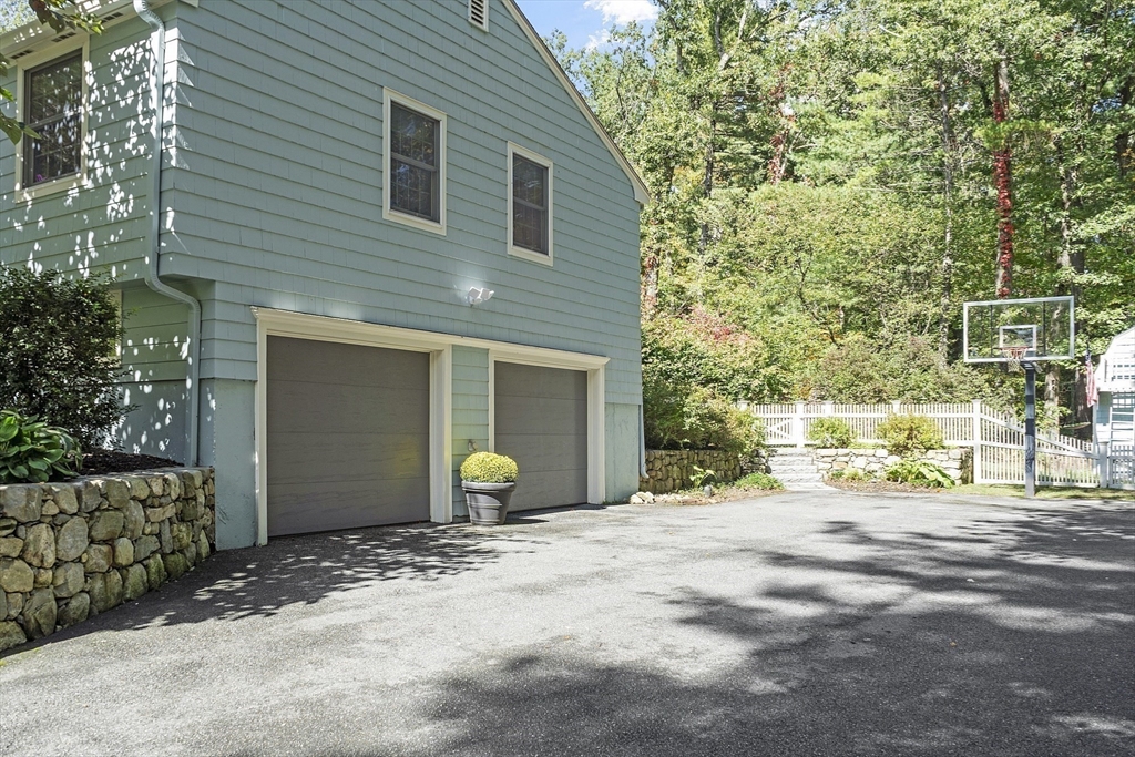 41 West Parish Drive