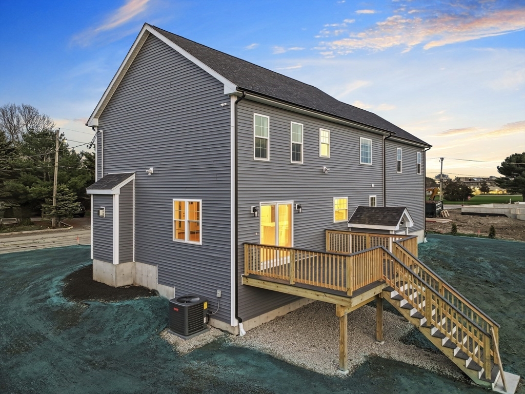 312 Old Westport
