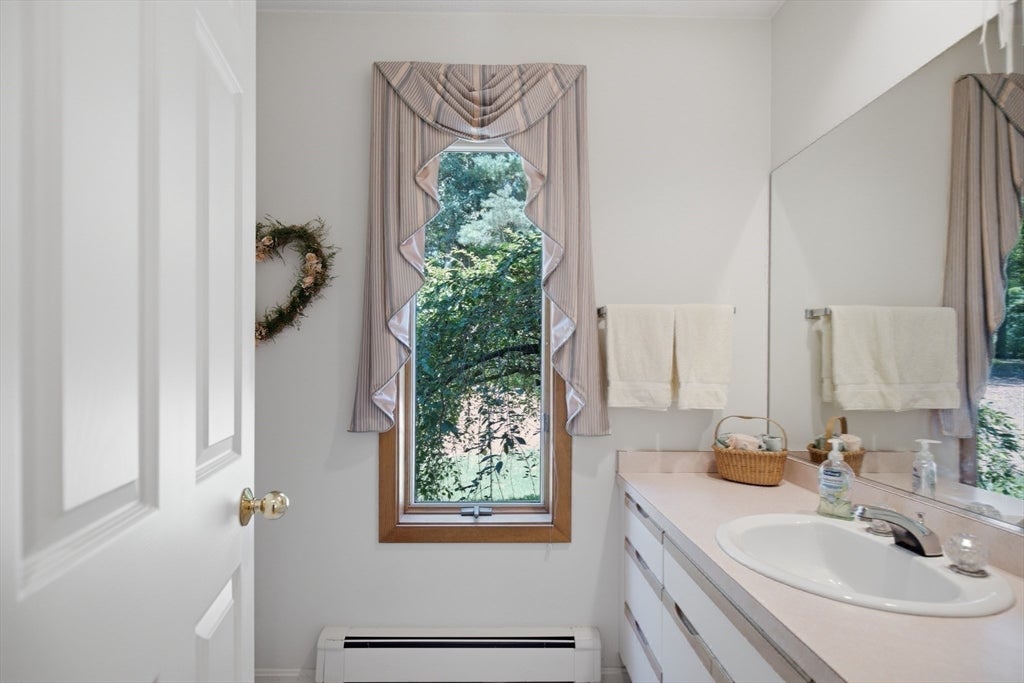 176 Pegan Ln, Dover, MA, 176 Pegan Ln, Dover, MA Photo #12