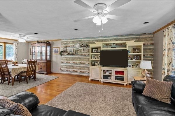 394 Lees River Avenue, Somerset, MA, 394 Lees River Avenue, Somerset, MA Photo #14