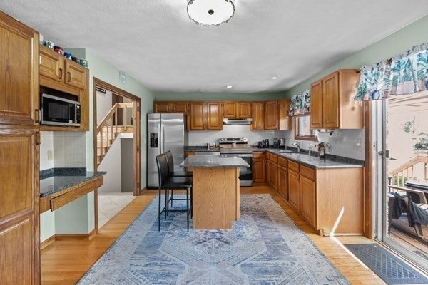 394 Lees River Avenue, Somerset, MA, 394 Lees River Avenue, Somerset, MA Photo #10