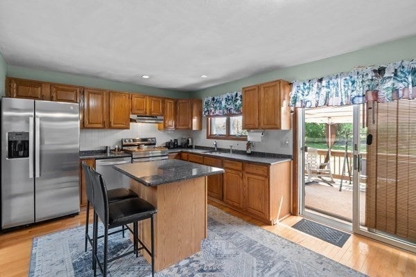 394 Lees River Avenue, Somerset, MA, 394 Lees River Avenue, Somerset, MA Photo #9