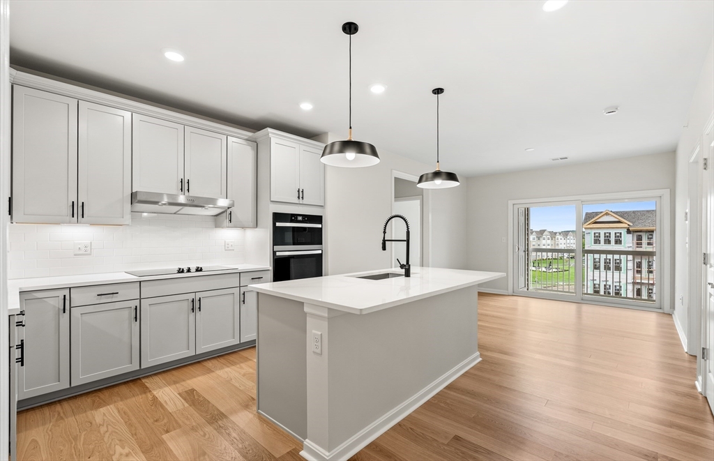 5 Peters Farm Way 405