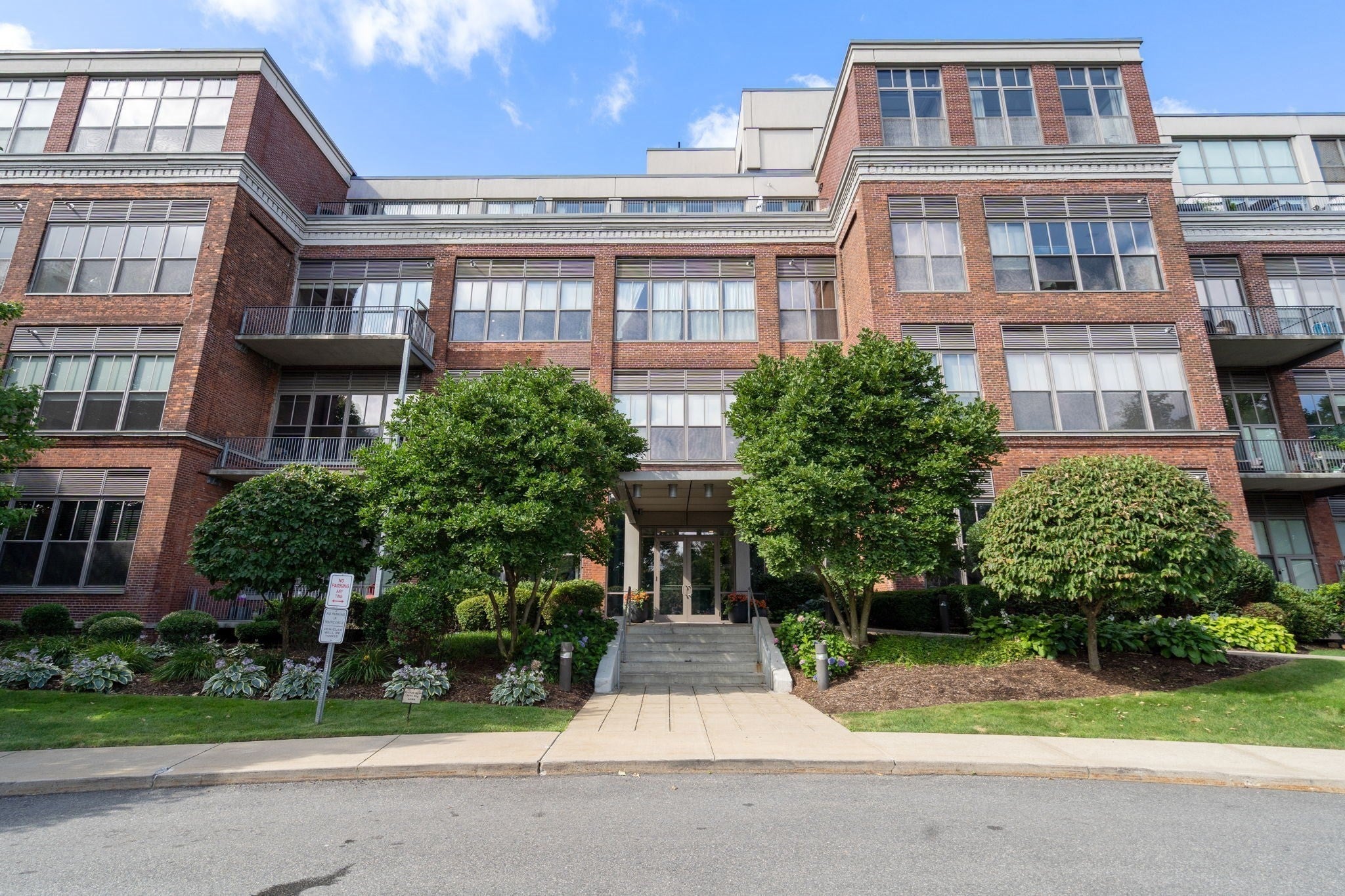 156 Porter St #240, Boston, MA, 156 Porter St #240, Boston, MA Photo #1