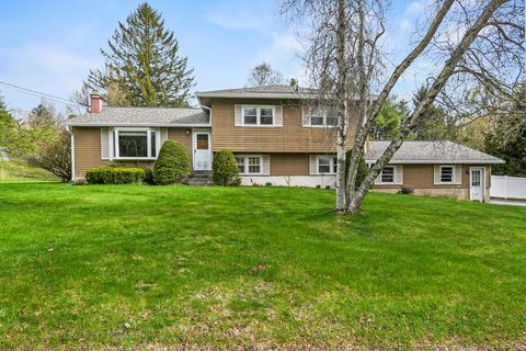 24 Bruce Dr Dalton MA 01226