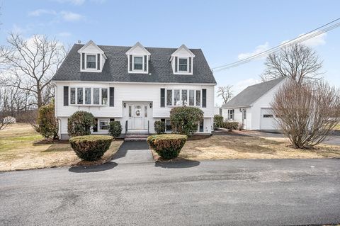 287 Fox Ave Dracut MA 01826