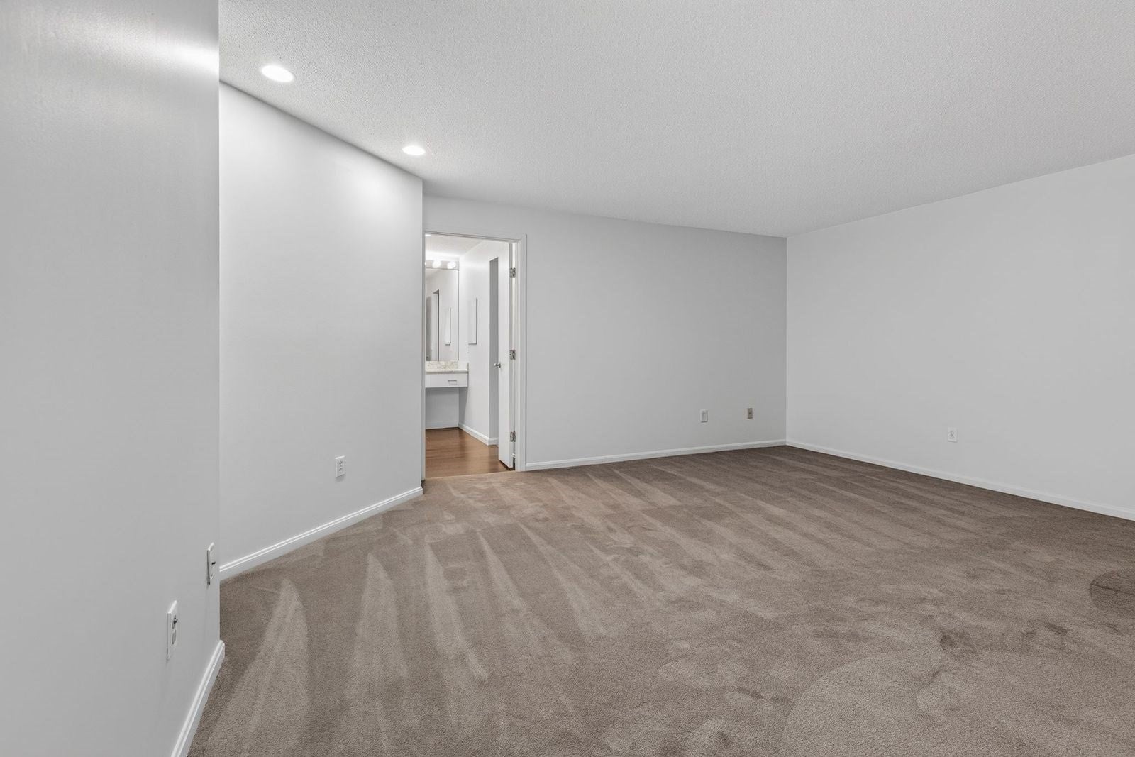 3 Seal Harbor Rd #632, Winthrop, MA, 3 Seal Harbor Rd #632, Winthrop, MA Photo #17