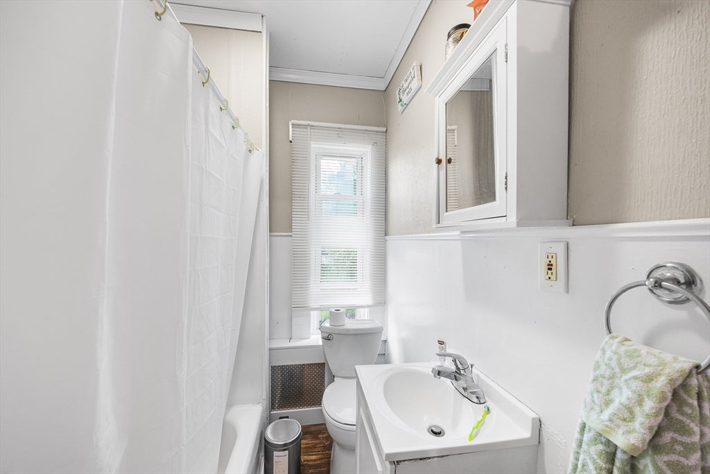 15 Cascade St, Fitchburg, MA, 15 Cascade St, Fitchburg, MA Photo #10
