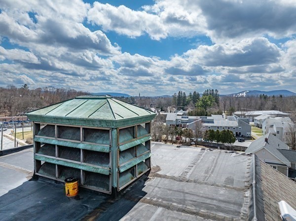 40 Pecks Rd