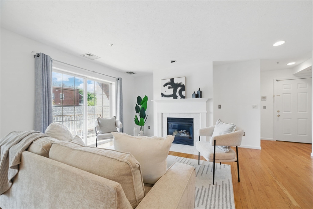 7 Conant Rd 23