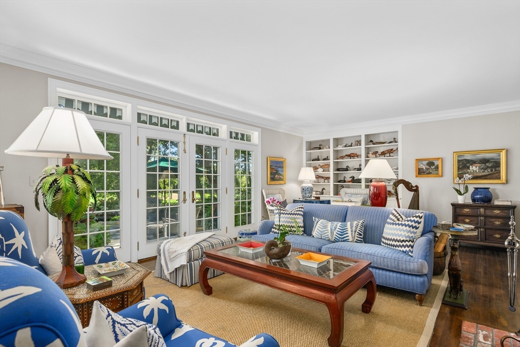 Barnstable, Massachusetts 02655, United States, 5 Bedrooms Bedrooms, ,6 BathroomsBathrooms,Residential,Active,210375