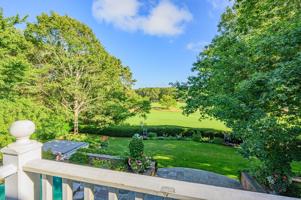 Barnstable, Massachusetts 02655, United States, 5 Bedrooms Bedrooms, ,6 BathroomsBathrooms,Residential,Active,210375