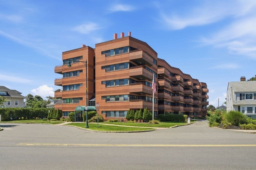 1 Carey Circle 202