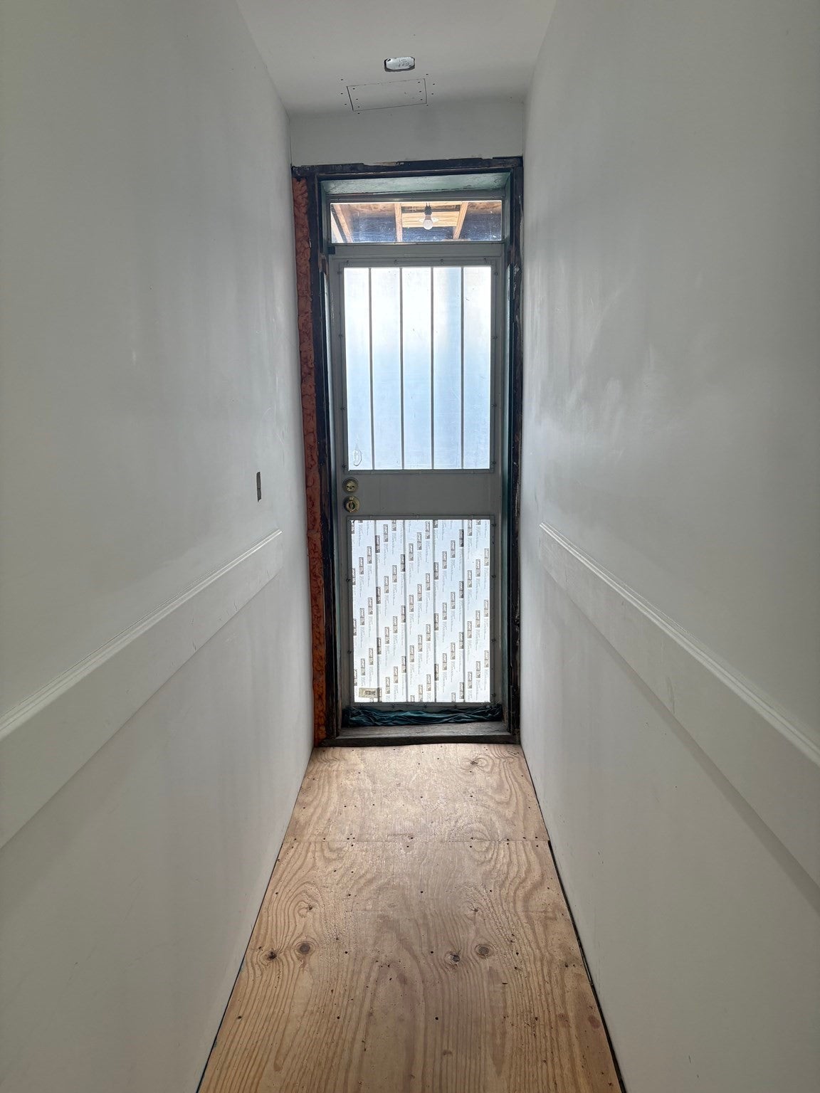 632 S East