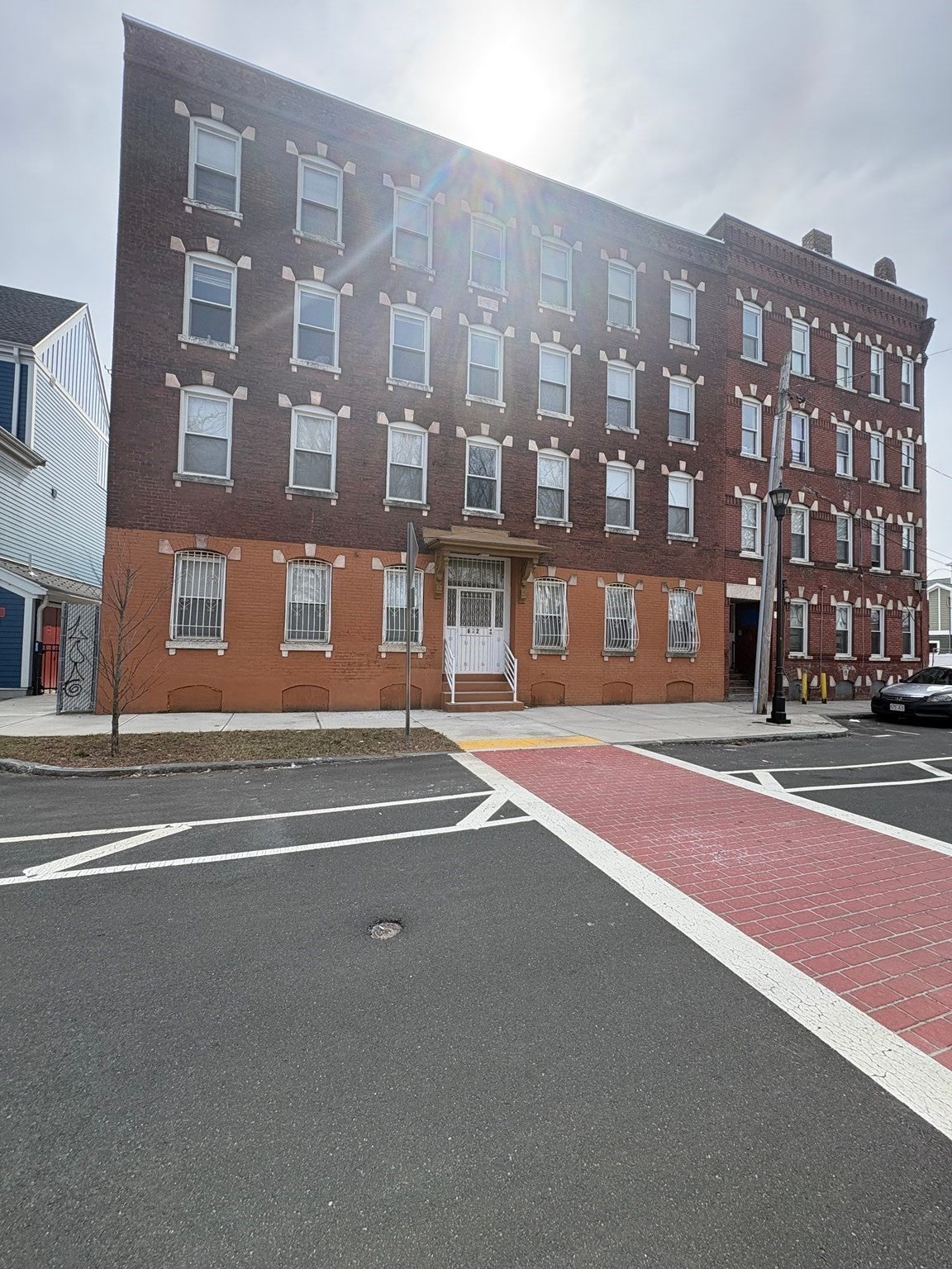 632 S East