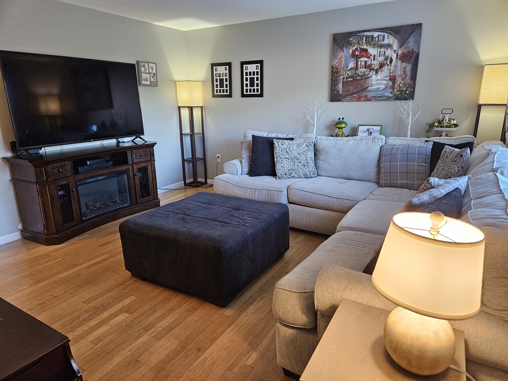 154 Bear Hill Rd 904