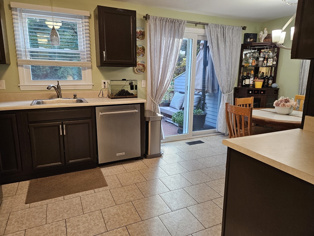154 Bear Hill Rd 904
