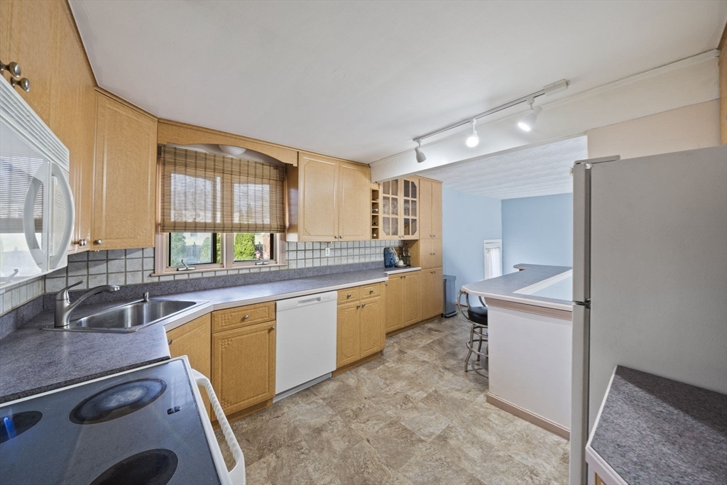 19 Selwyn Rd