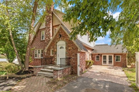 129A&B Maple Ave Shrewsbury MA 01545