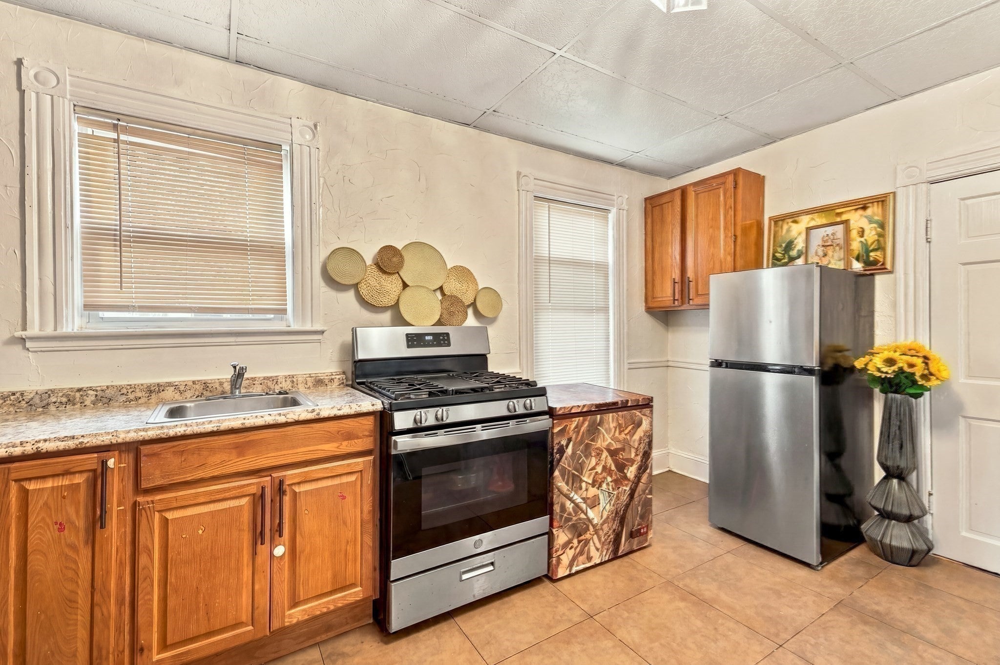 8-10 Dane St, Everett, MA, 8-10 Dane St, Everett, MA Photo #24