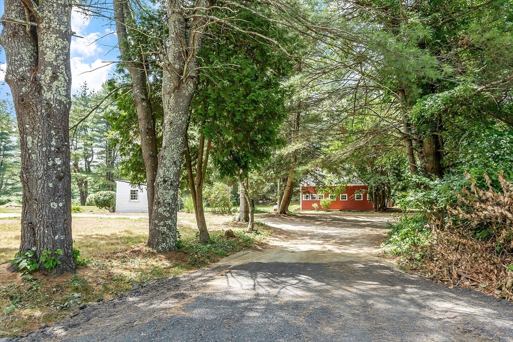 573 Longley Rd
