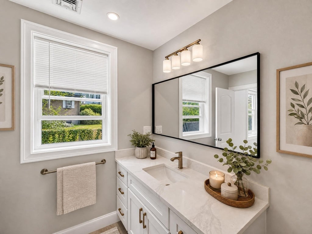 295 Billings Rd #1, Quincy, MA, 295 Billings Rd #1, Quincy, MA Photo #10