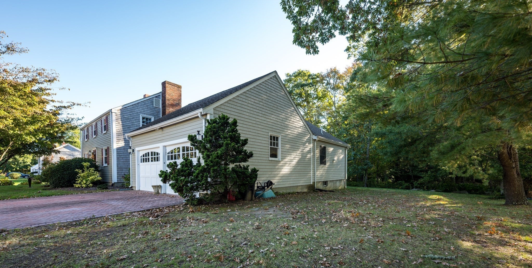 21 Thatcher St, Dartmouth, MA Photo #2