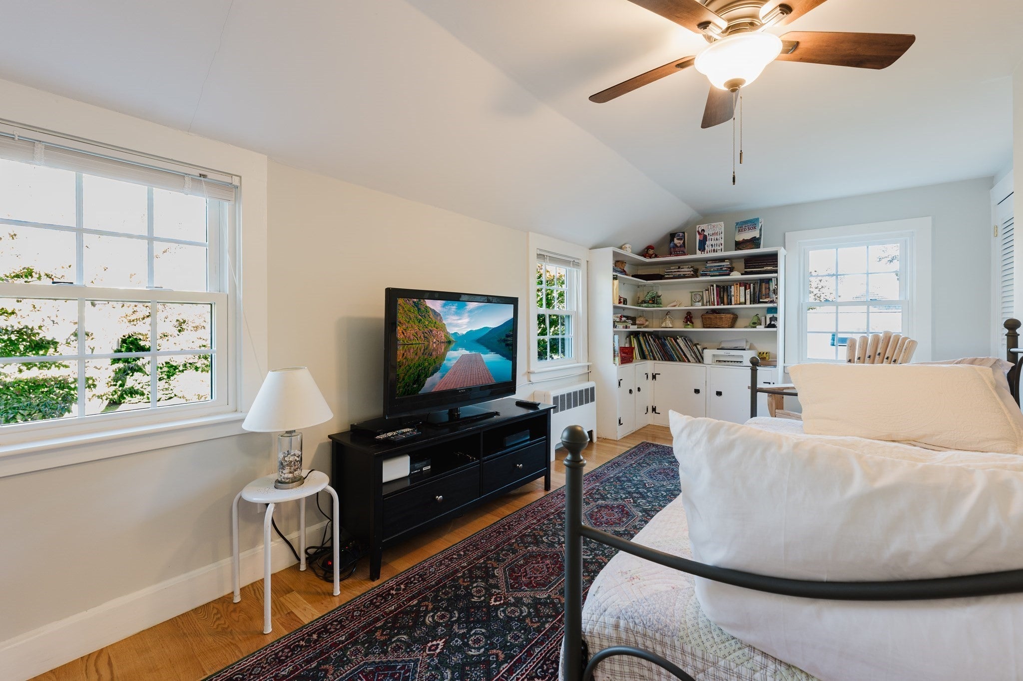21 Thatcher St, Dartmouth, MA Photo #33