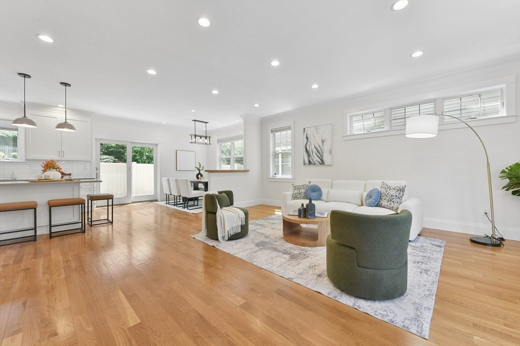 132 Newton St 132