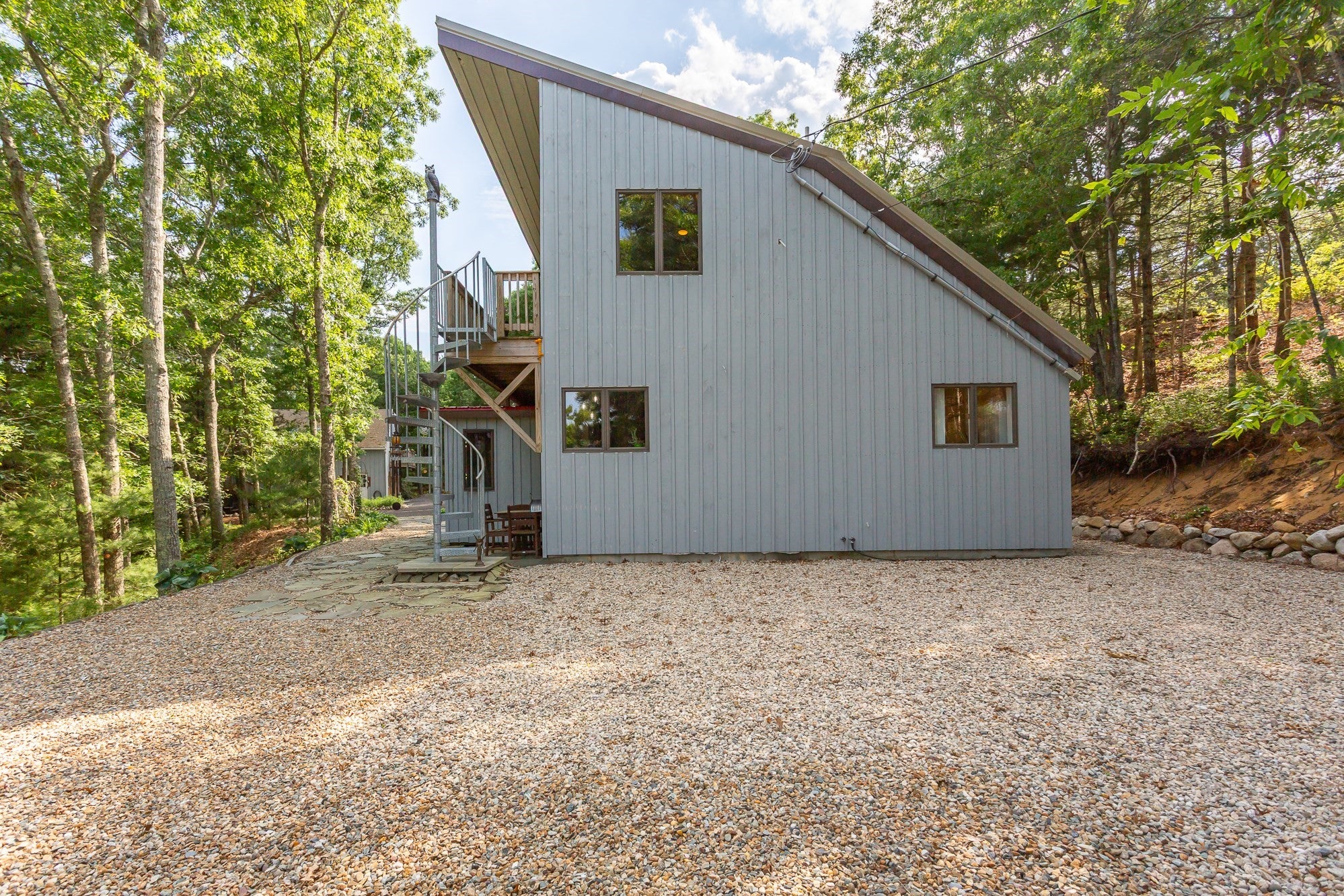 185 Black Cat Road