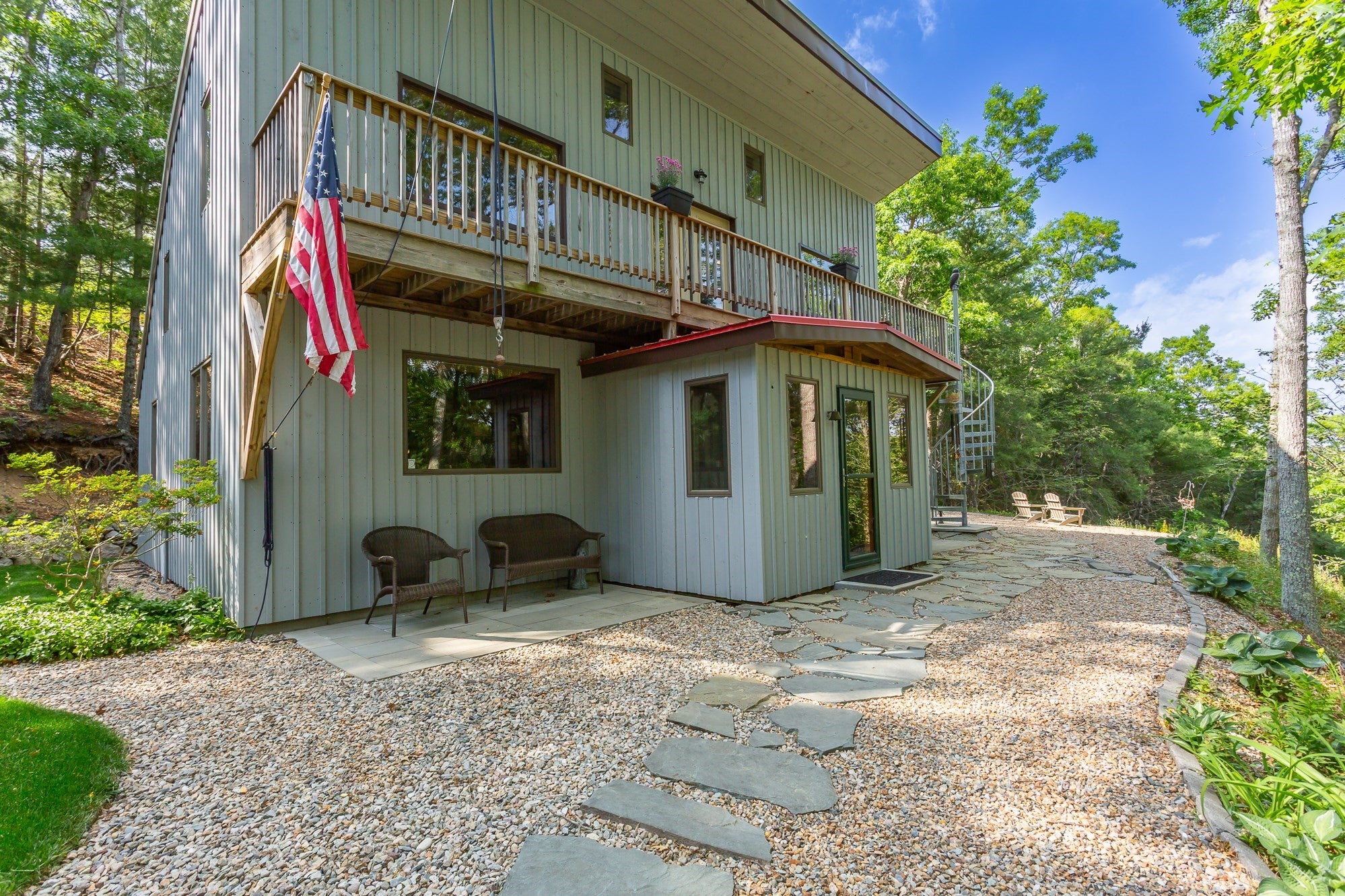 185 Black Cat Road