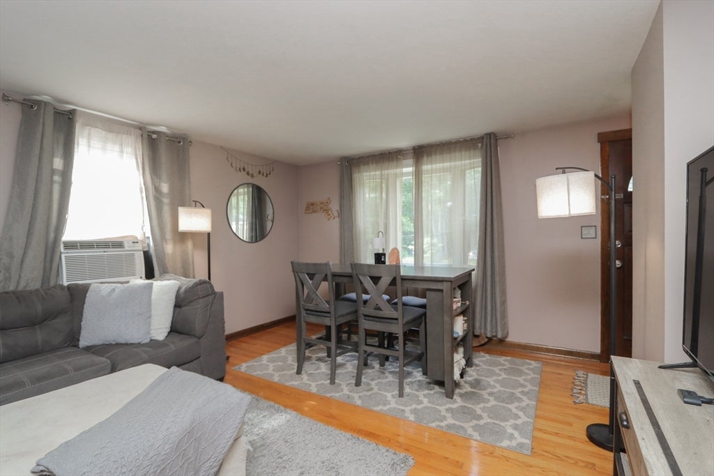 41 Rosedale Ave, Springfield, MA, 41 Rosedale Ave, Springfield, MA Photo #6